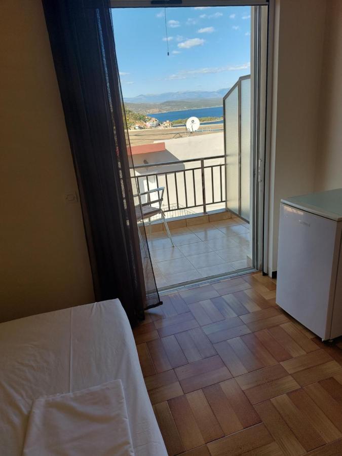 Hotel Milton Mavrovoúnion Eksteriør bilde